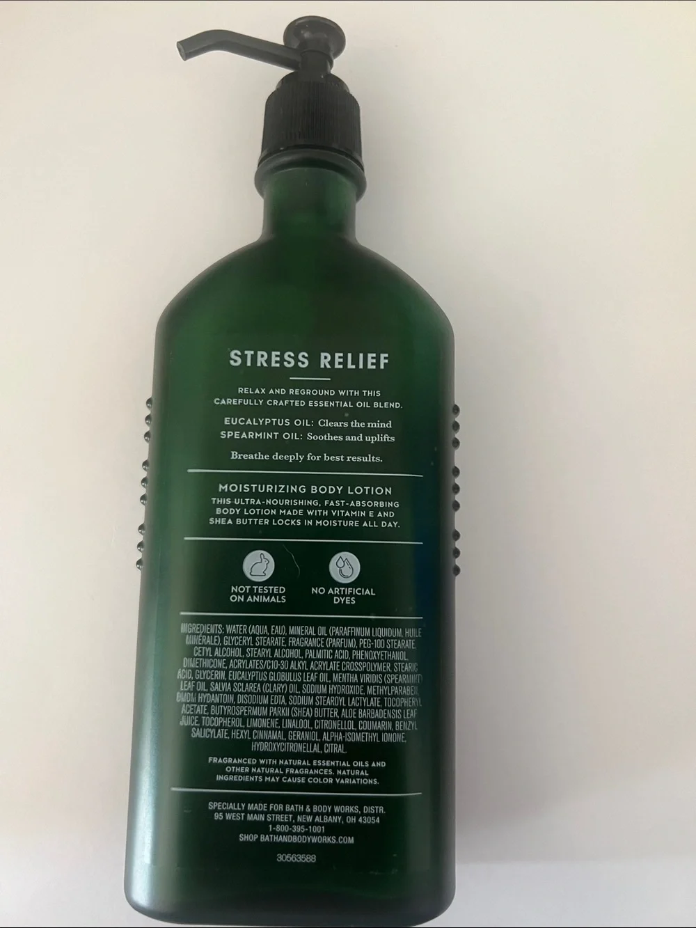 Bath & Body Works Aromatherapy Eucalyptus + Spearmint Moisturizing Body Lotion